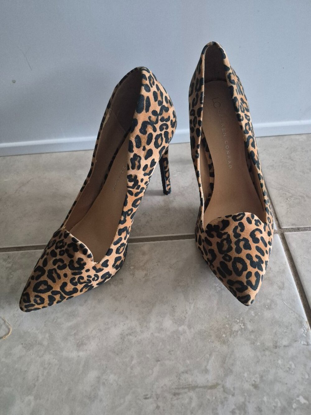 LC Lauren Conrad Leopard Heels